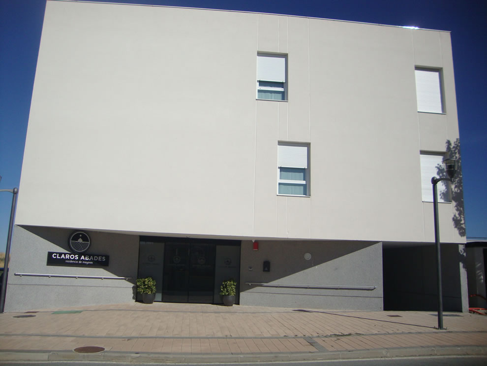 Centro Residencial Claros Abades